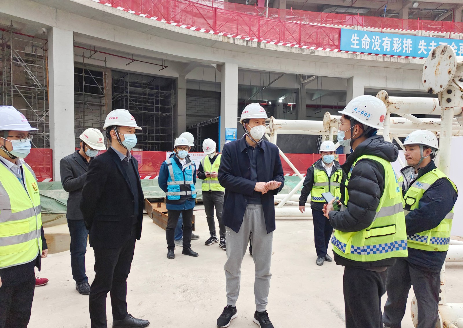 深圳体育集团召开2023年第一次安全生产工作专班会及开展岁末年初安全检查